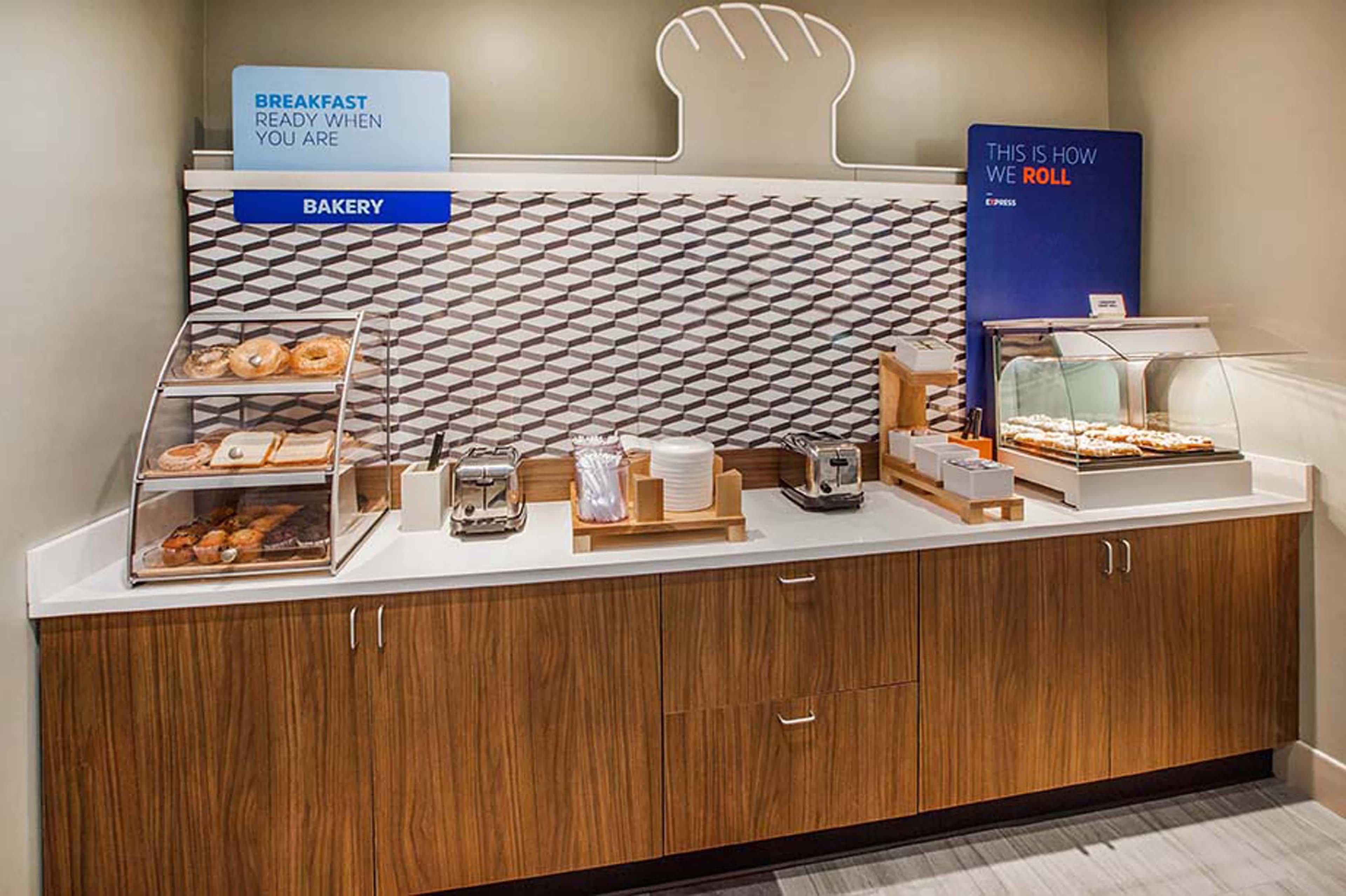 Holiday Inn Express And Suites Calgary By Ihg Luaran gambar