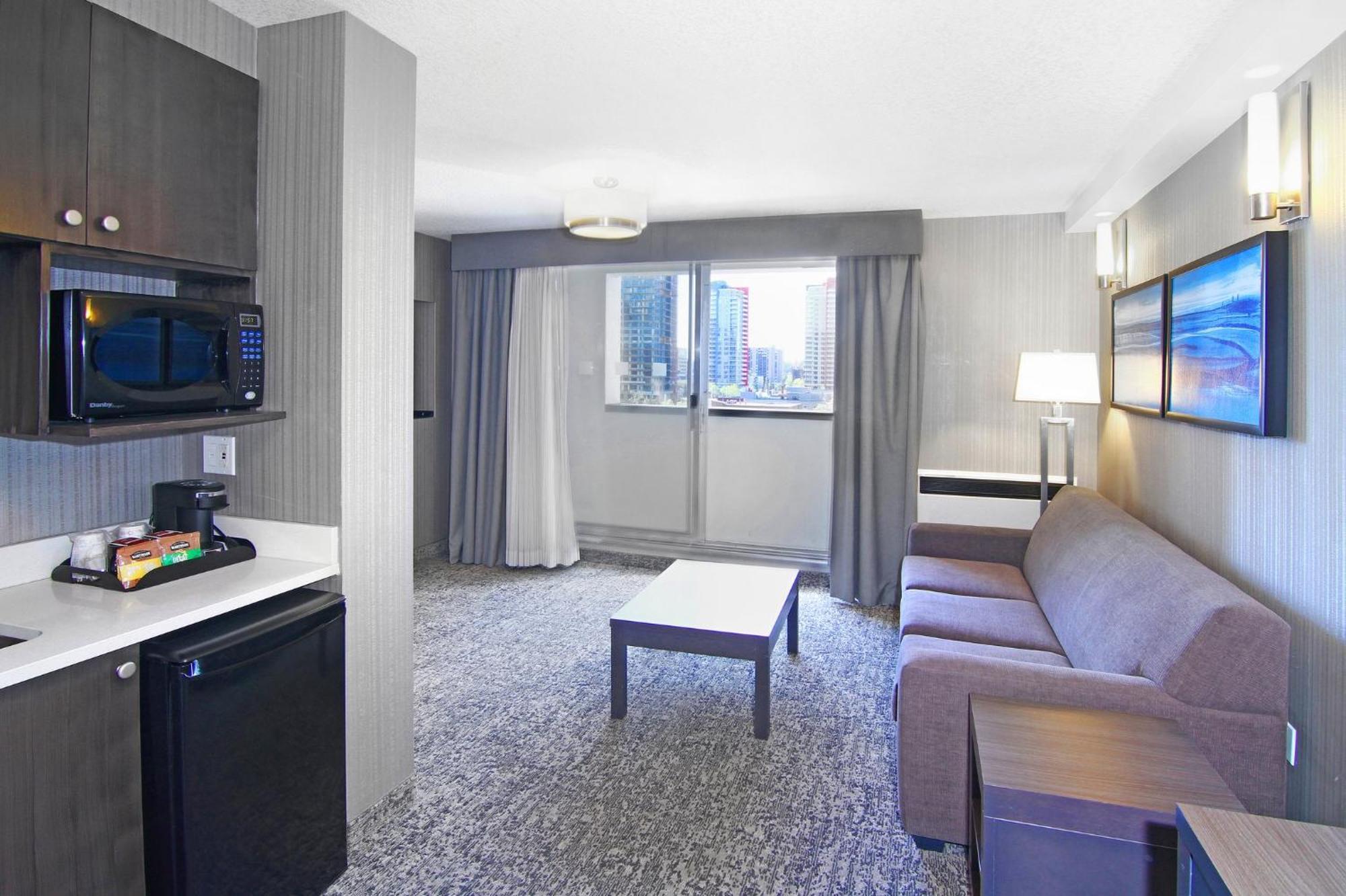 Holiday Inn Express And Suites Calgary By Ihg Luaran gambar