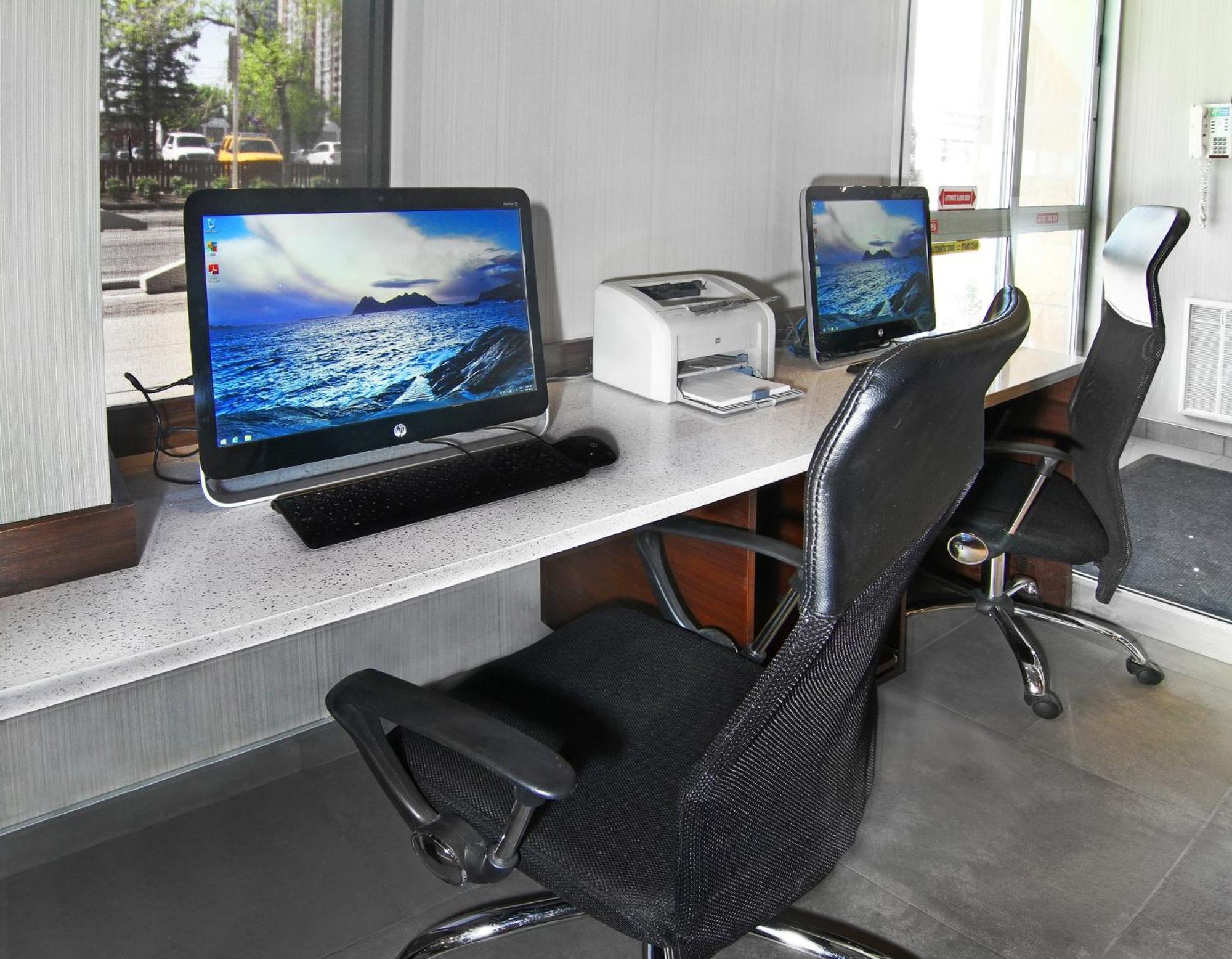 Holiday Inn Express And Suites Calgary By Ihg Luaran gambar